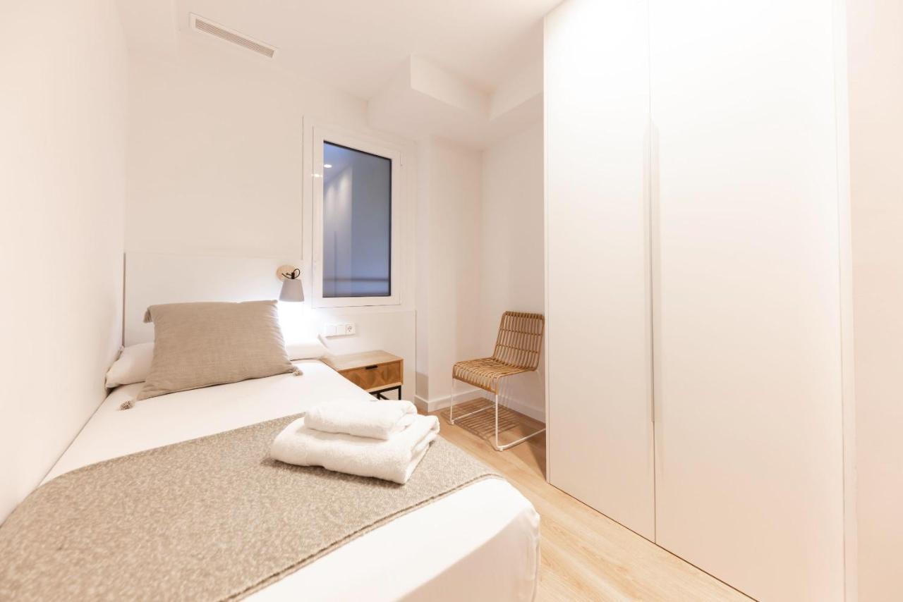 Bravissimo Falco, 3 Bedrooms And Balcony 지로나 외부 사진